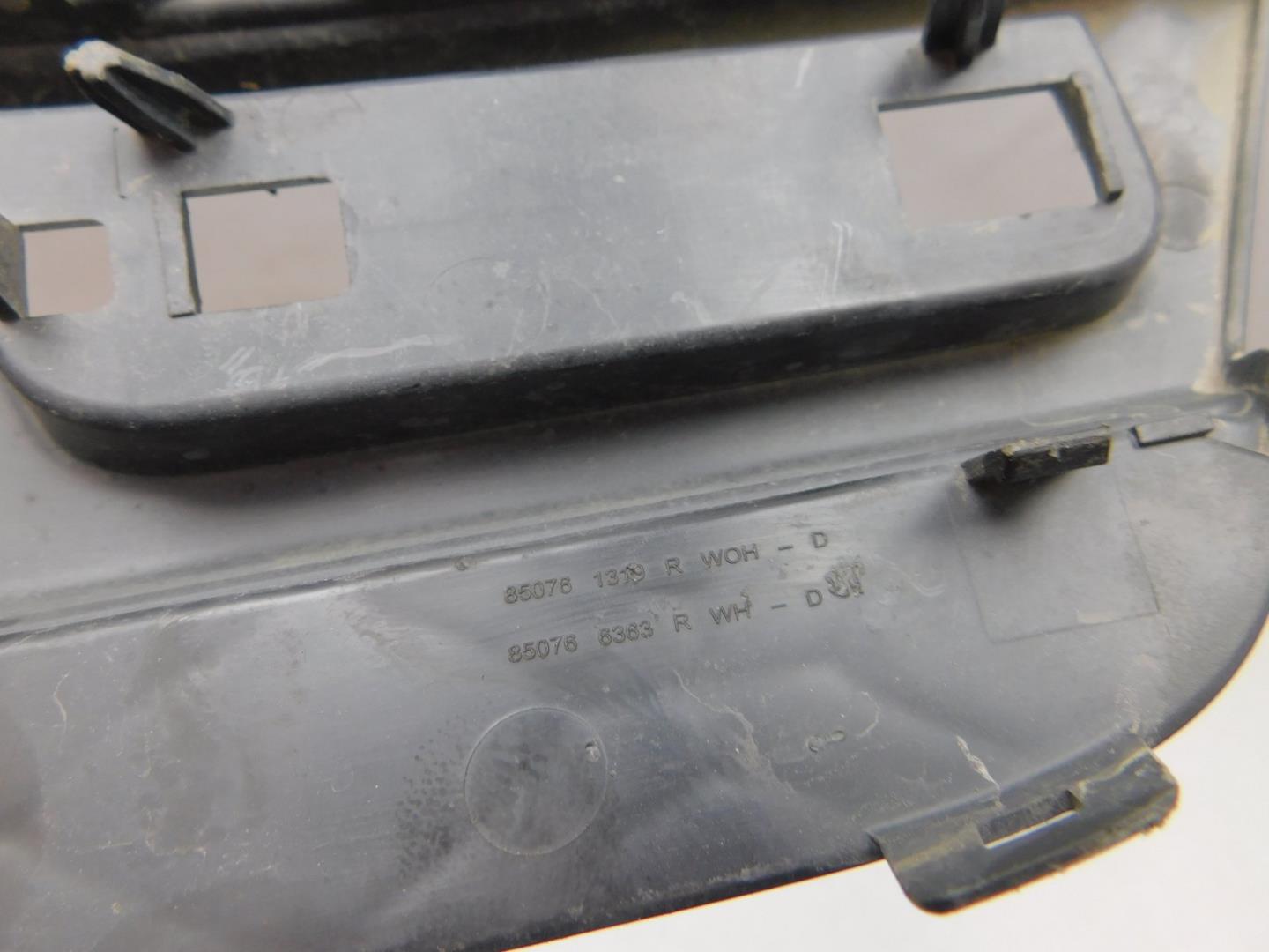 Накладка заднего бампера правая