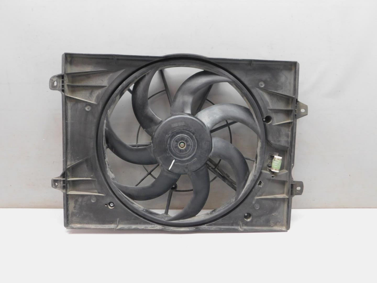 Диффузор вентилятора