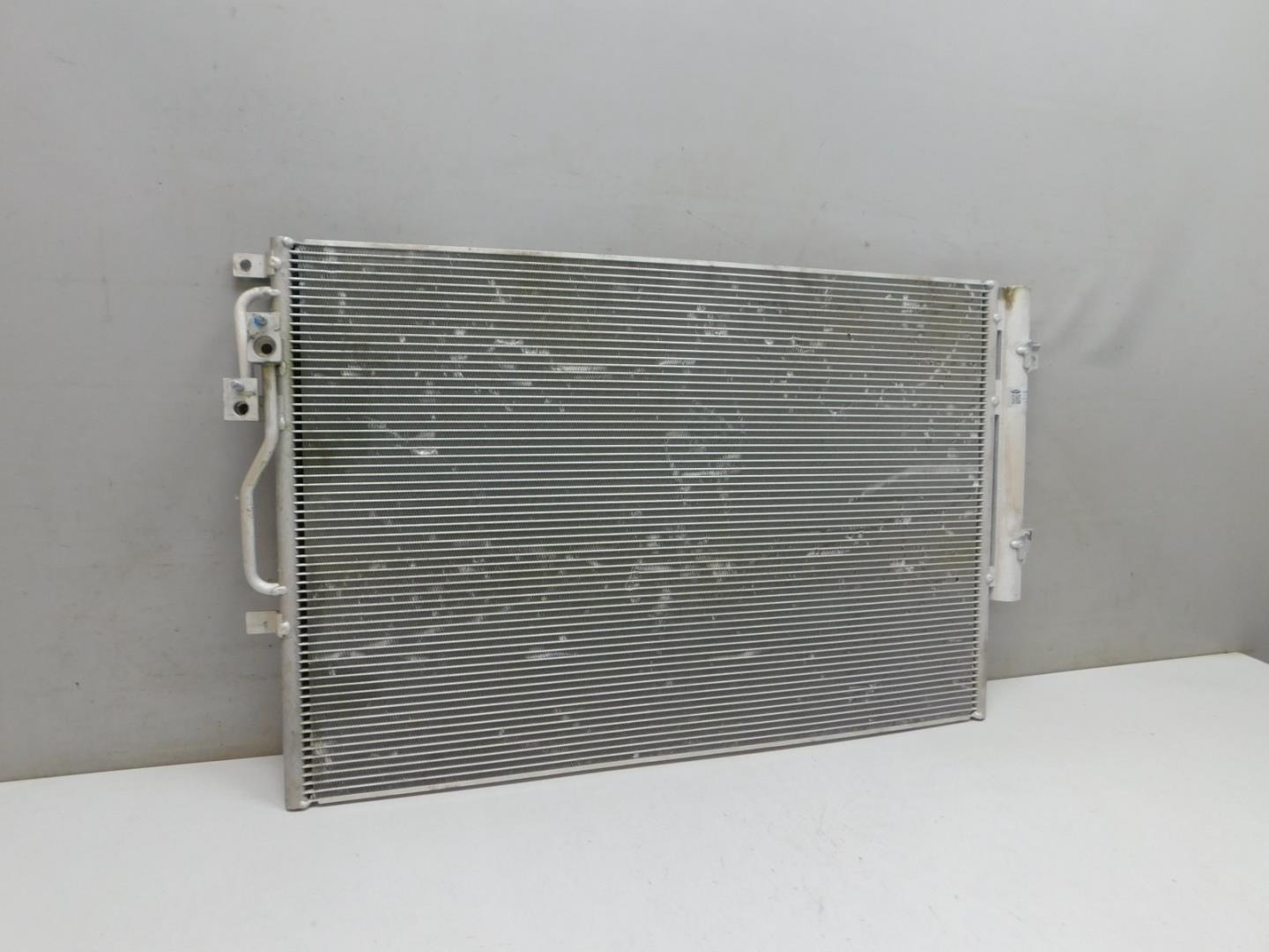 Радиатор кондиционера / конденсер