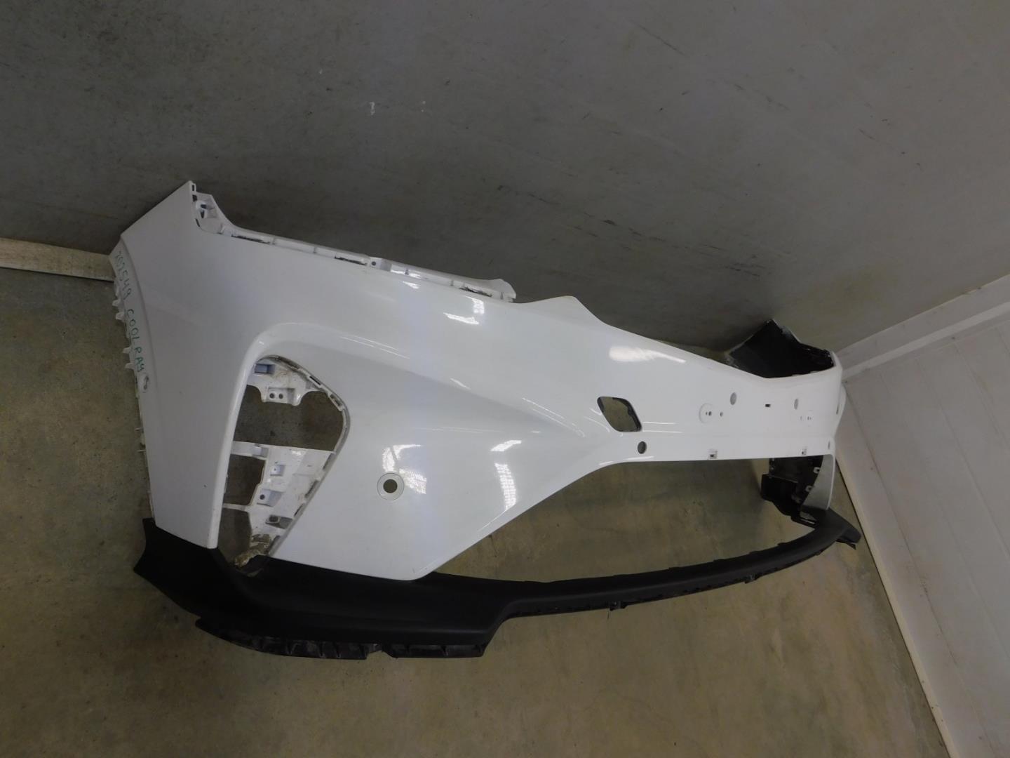 Бампер передний