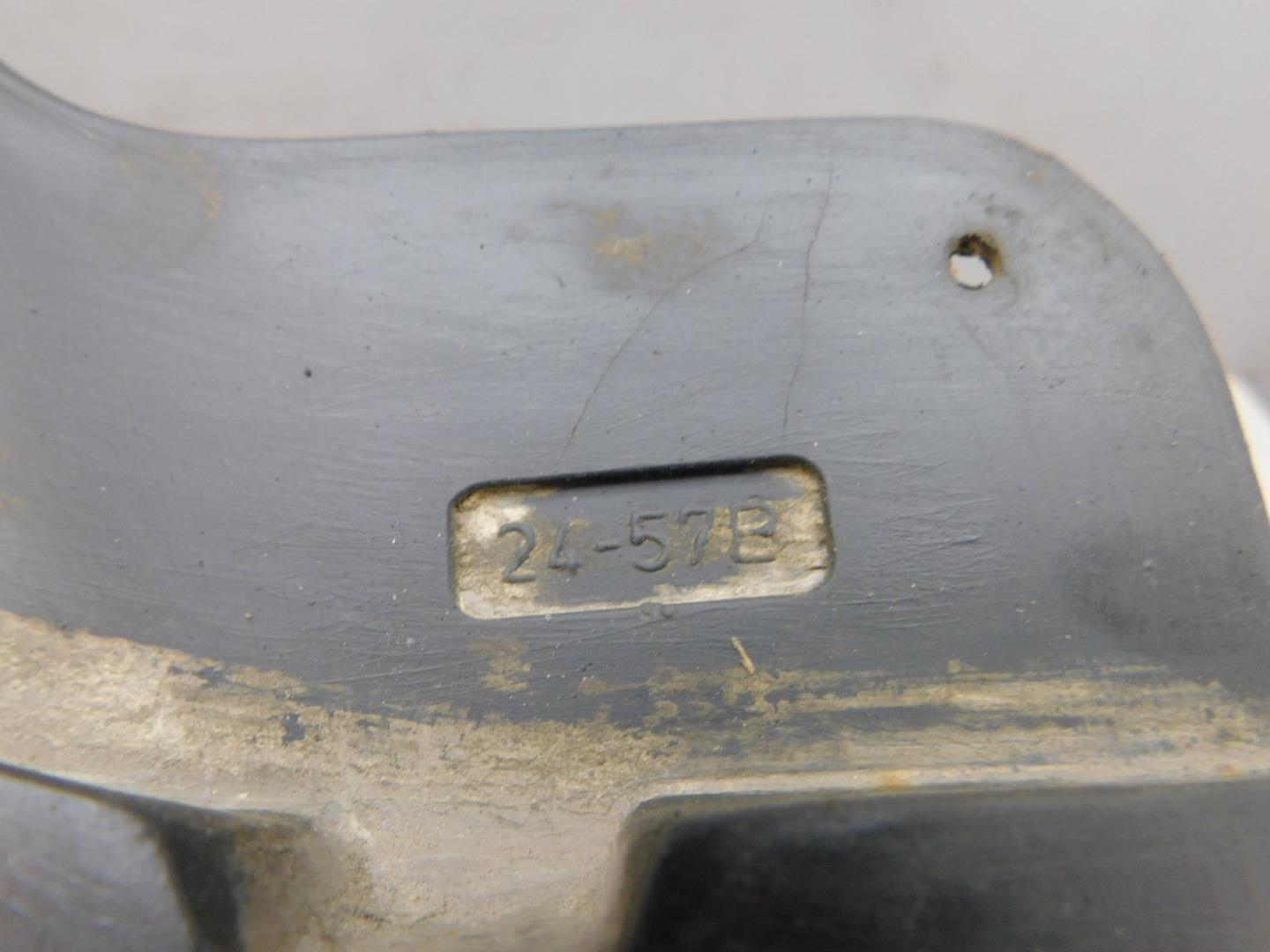 Брызговик задний левый