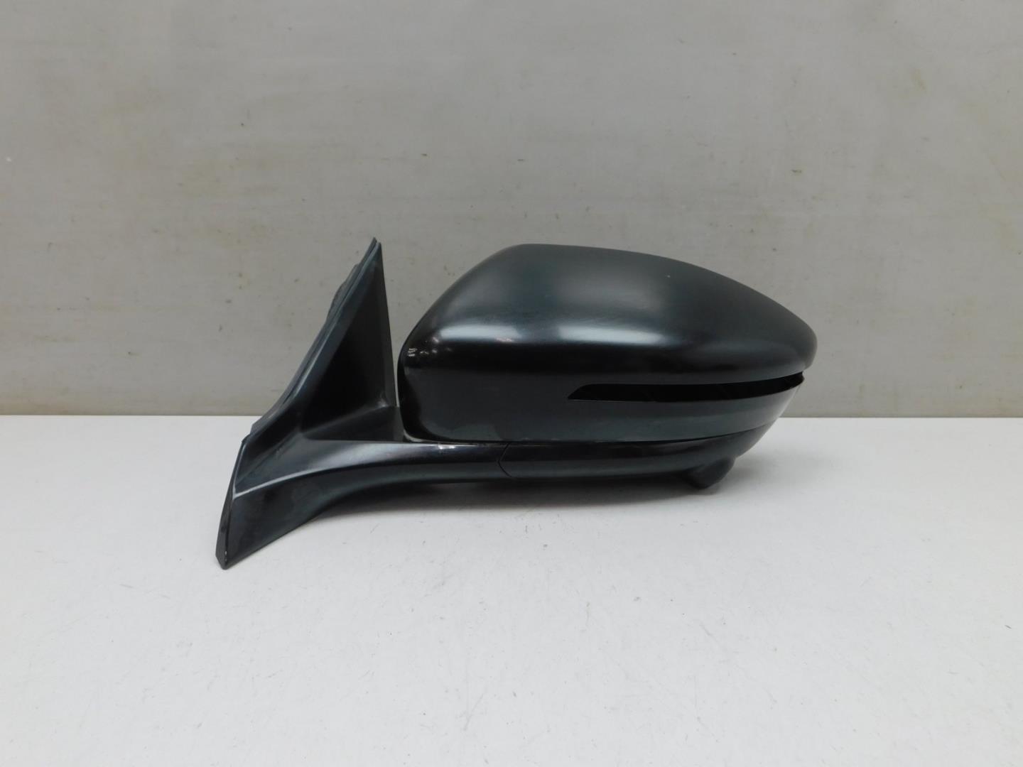 Зеркало левое электрическое