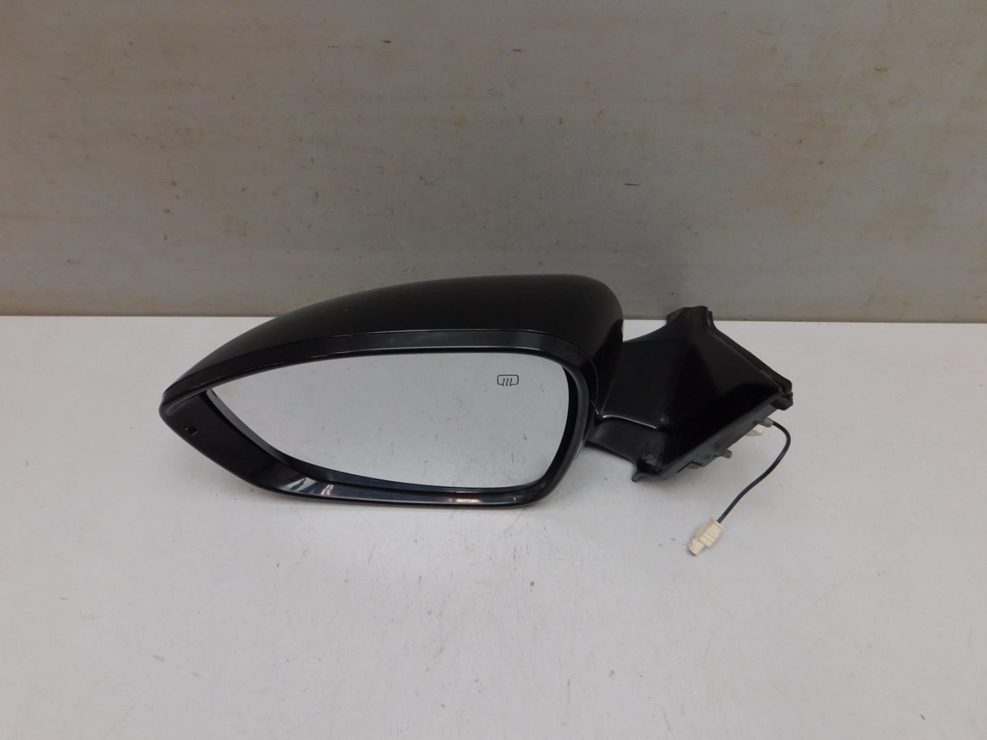 Зеркало левое электрическое