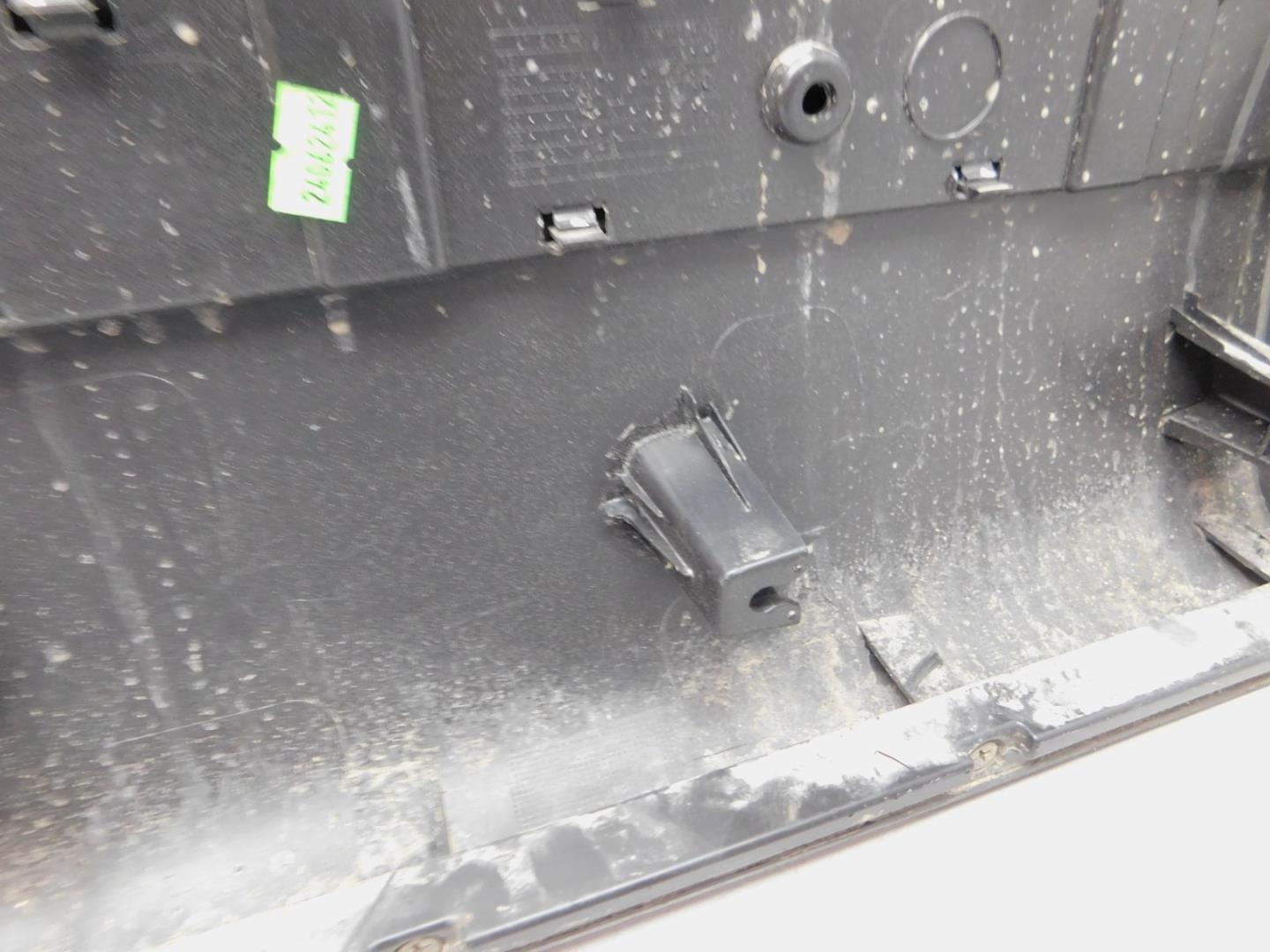 Накладка двери задней левой