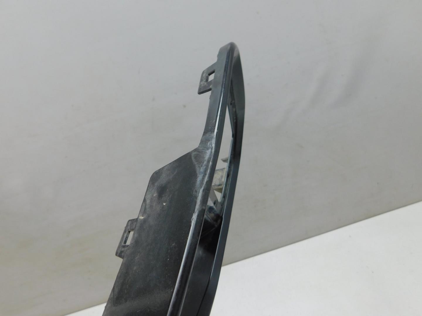 Накладка переднего бампера