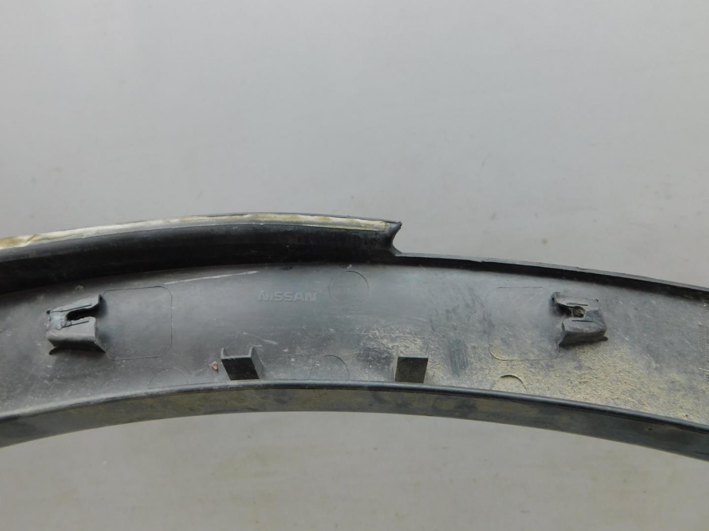 Накладка заднего крыла правого