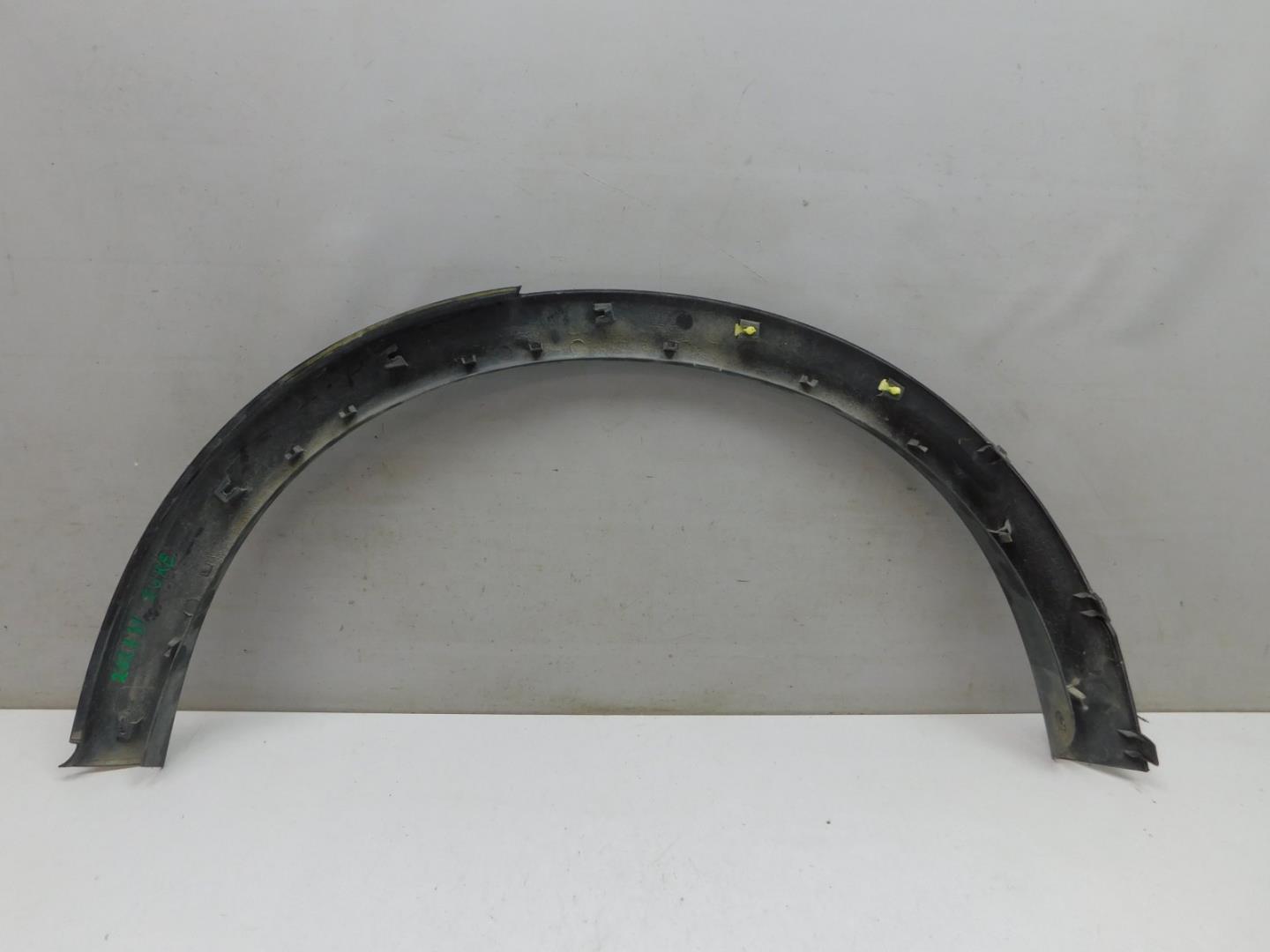 Накладка заднего крыла правого