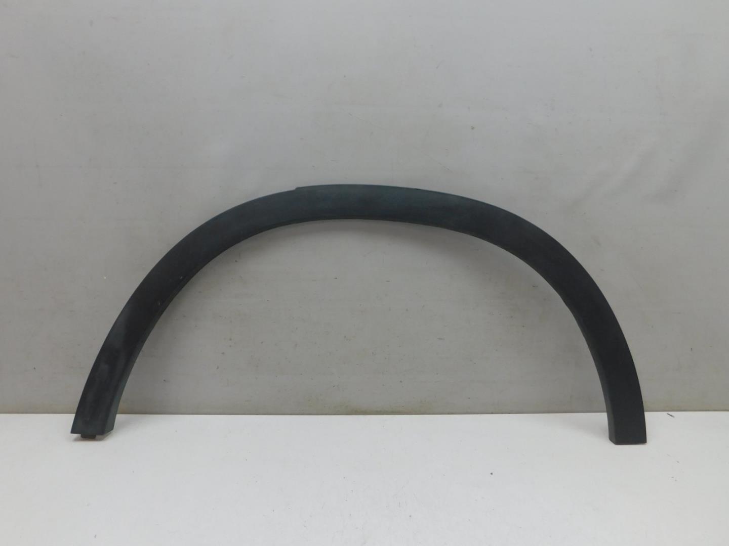 Накладка заднего крыла левого