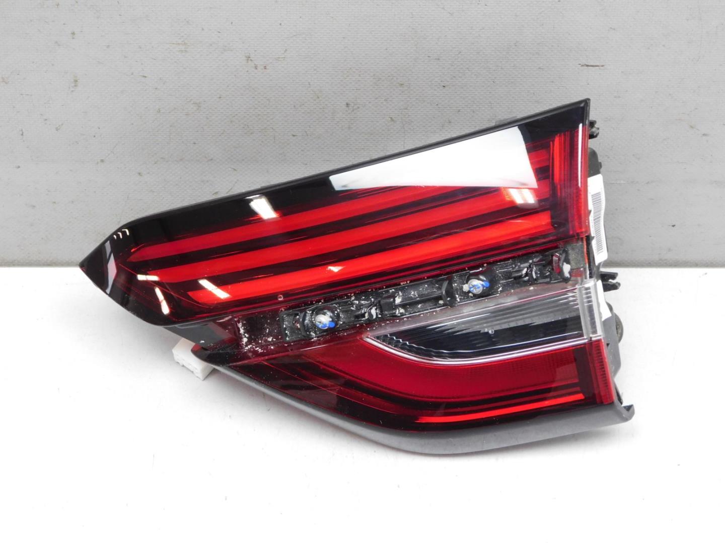 Фонарь задний внутренний правый