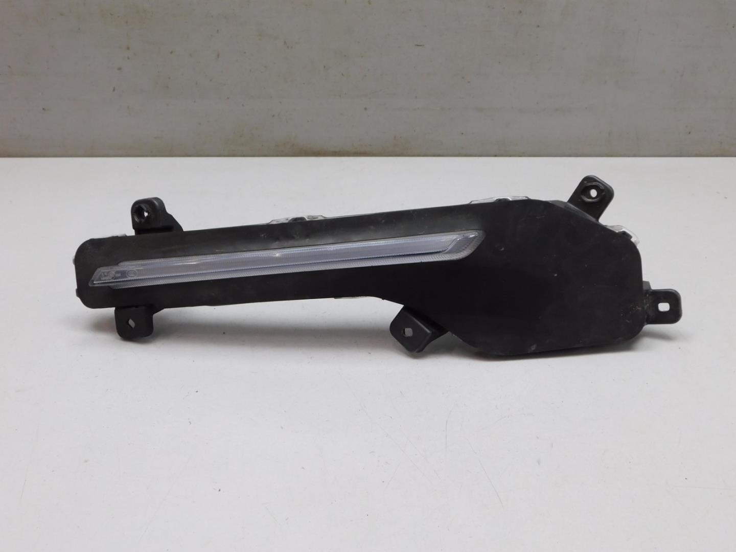 Габарит передний левый