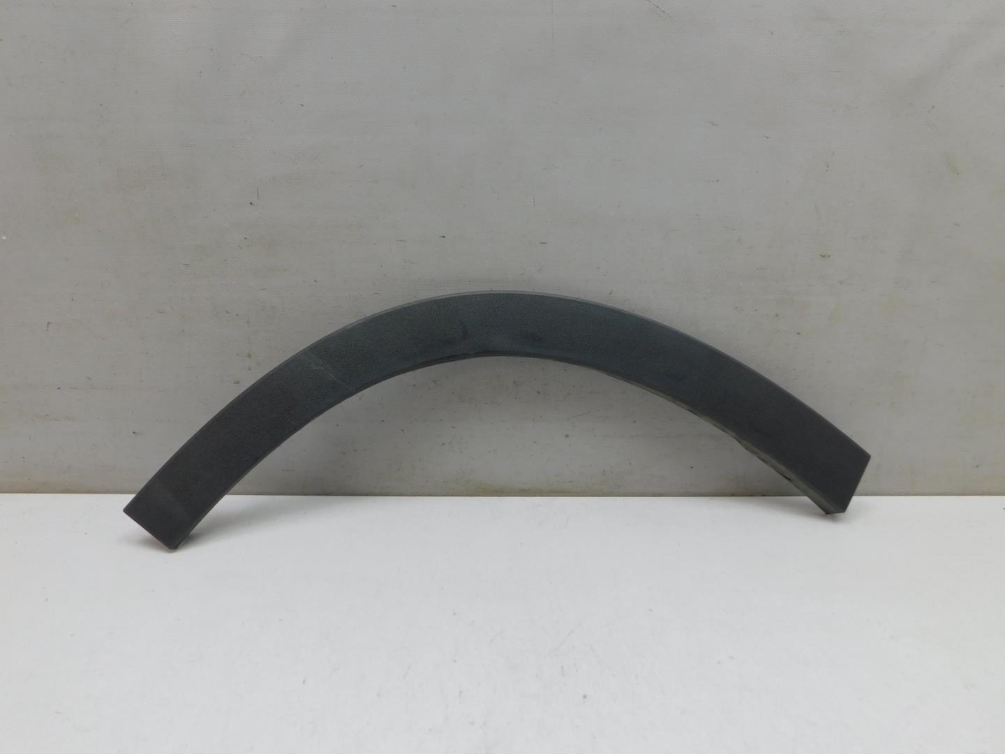 Накладка заднего крыла правого