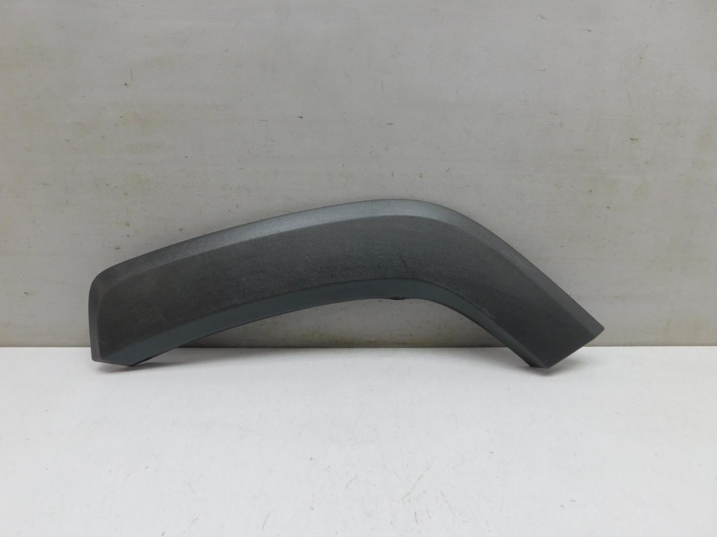 Накладка двери задней левой