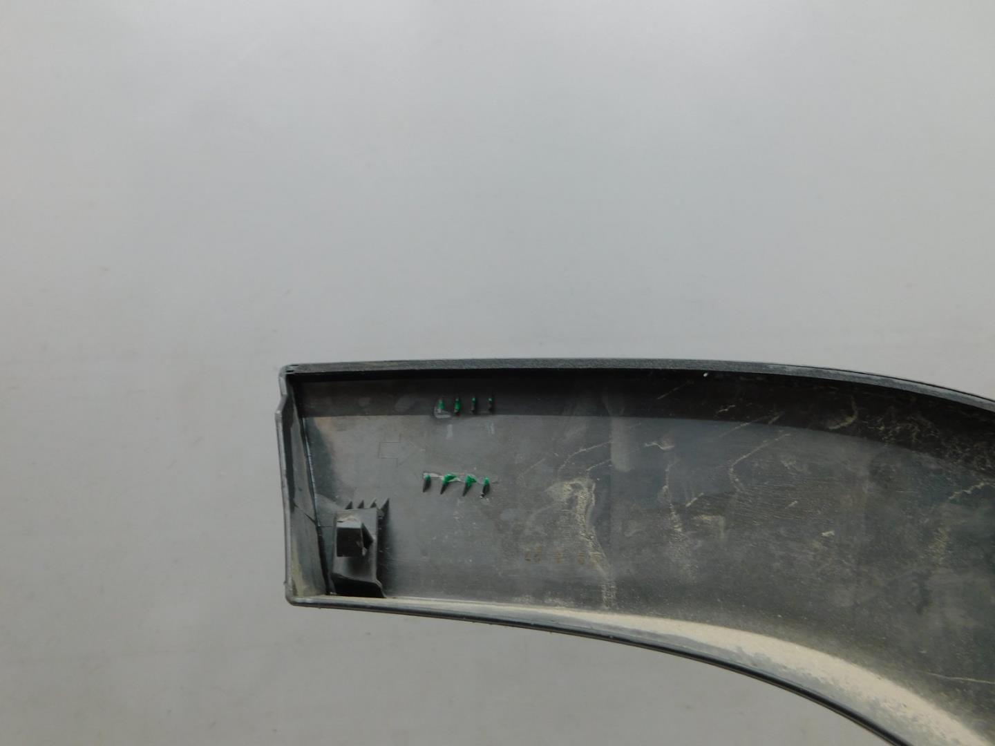 Накладка двери задней левой