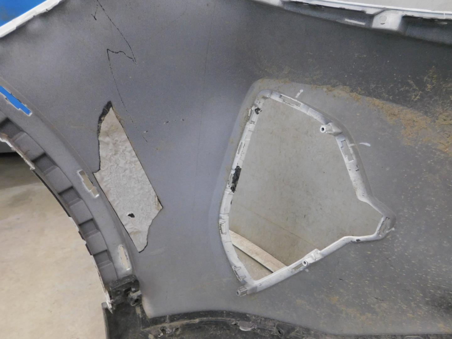 Бампер передний