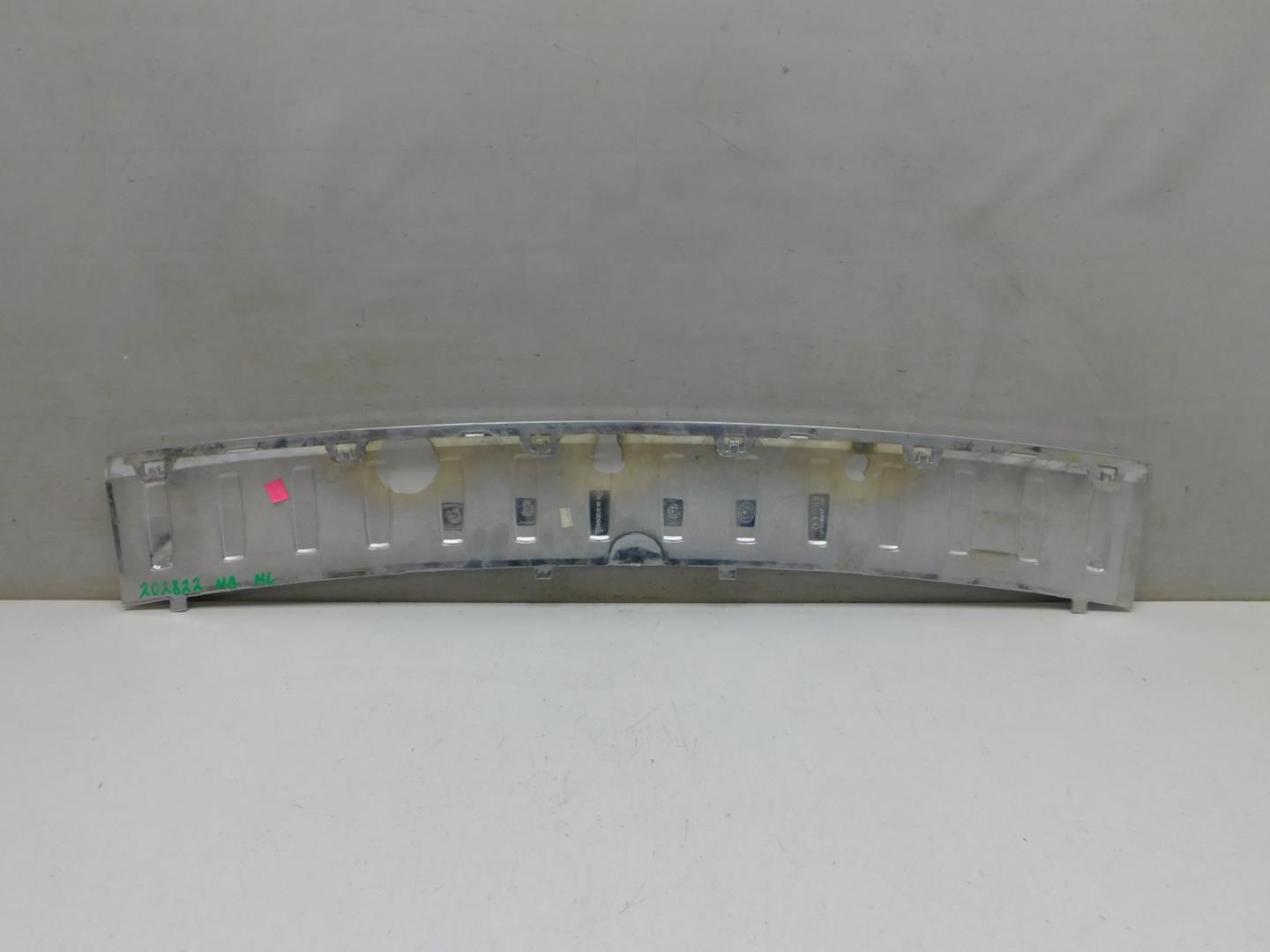 Накладка заднего бампера