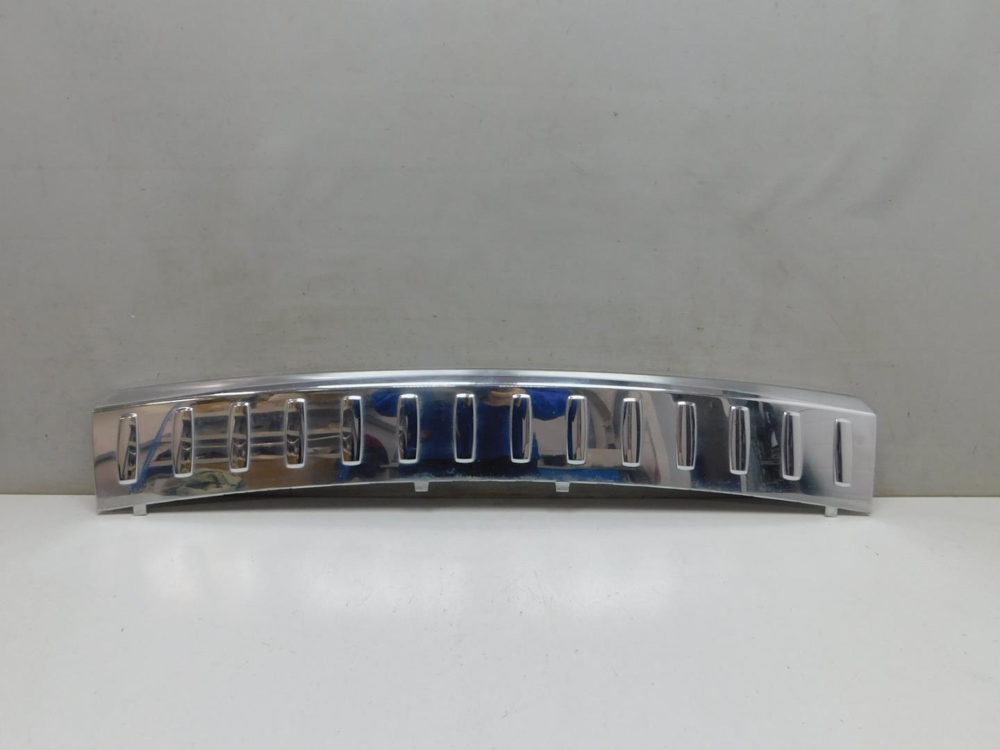 Накладка заднего бампера