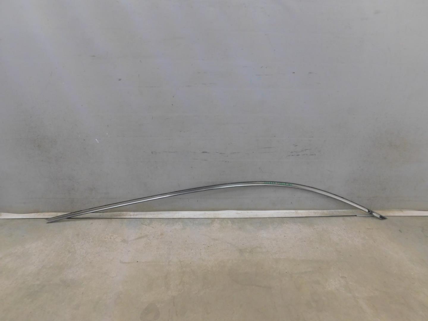 Молдинг крыши левый