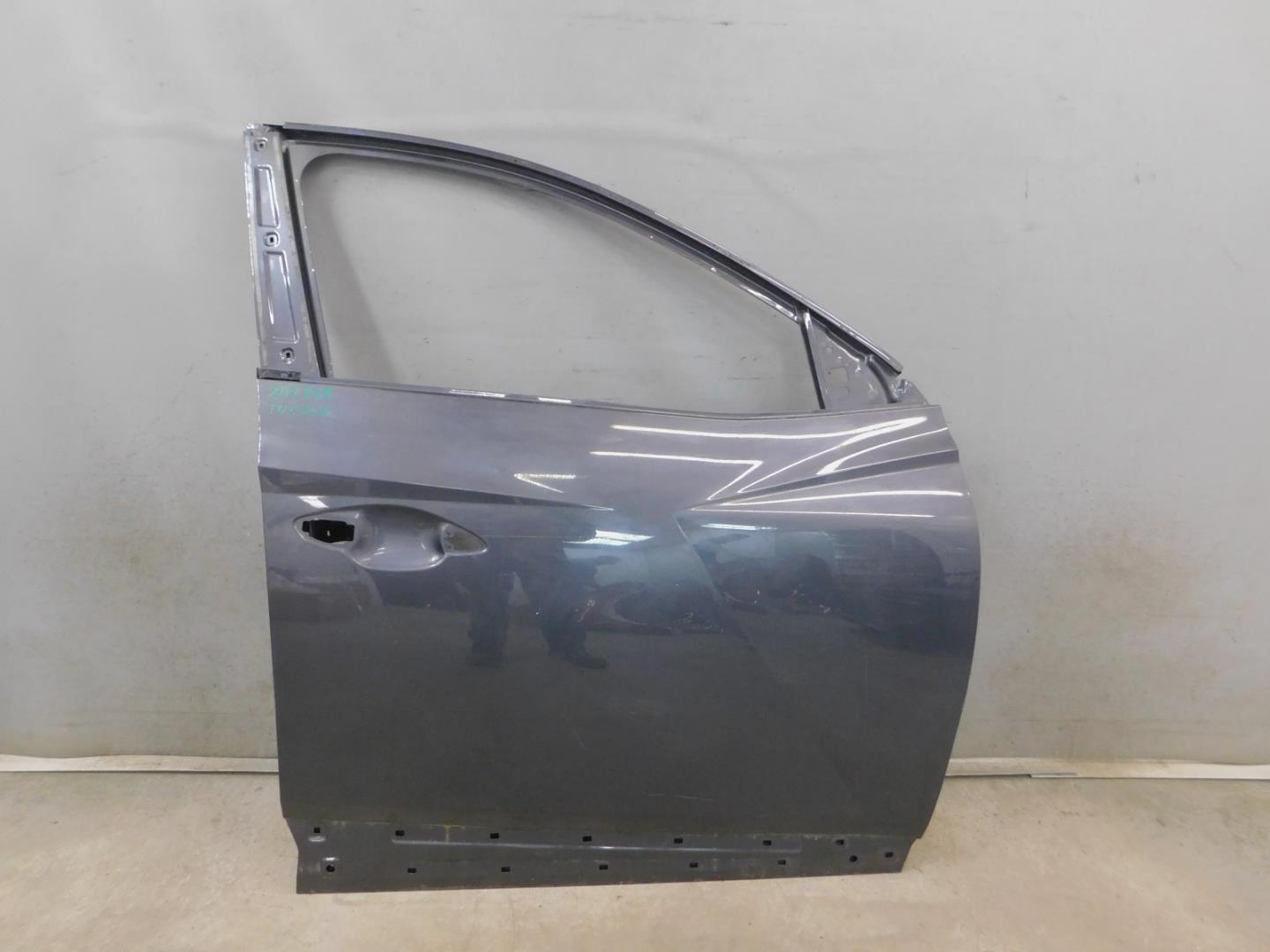 Дверь передняя правая