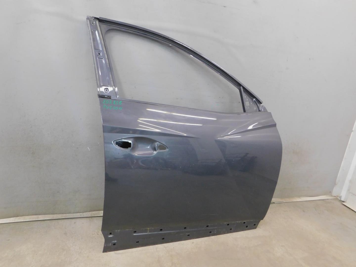 Дверь передняя правая