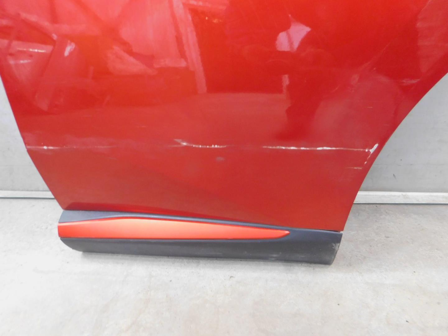 Дверь задняя левая