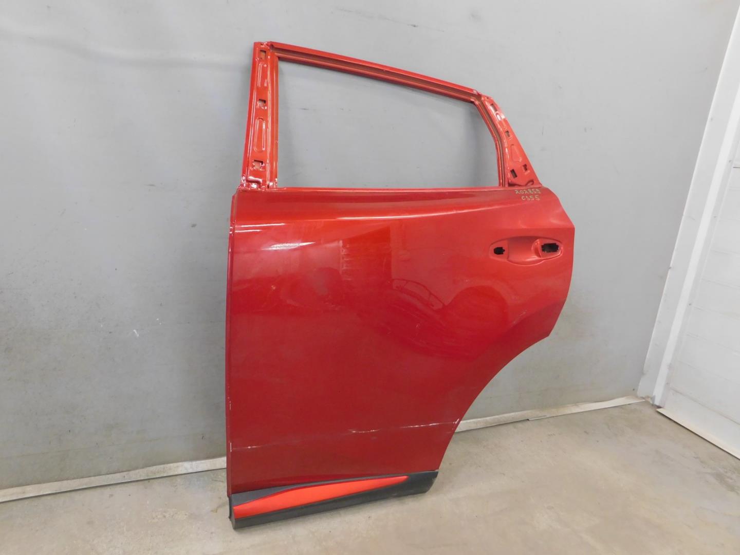 Дверь задняя левая