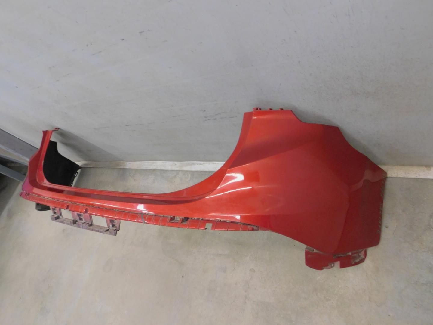 Бампер задний