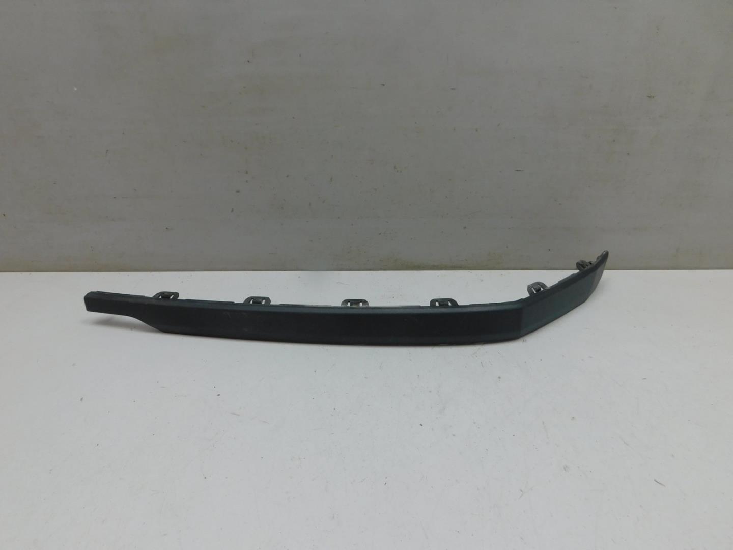 Накладка заднего бампера правая