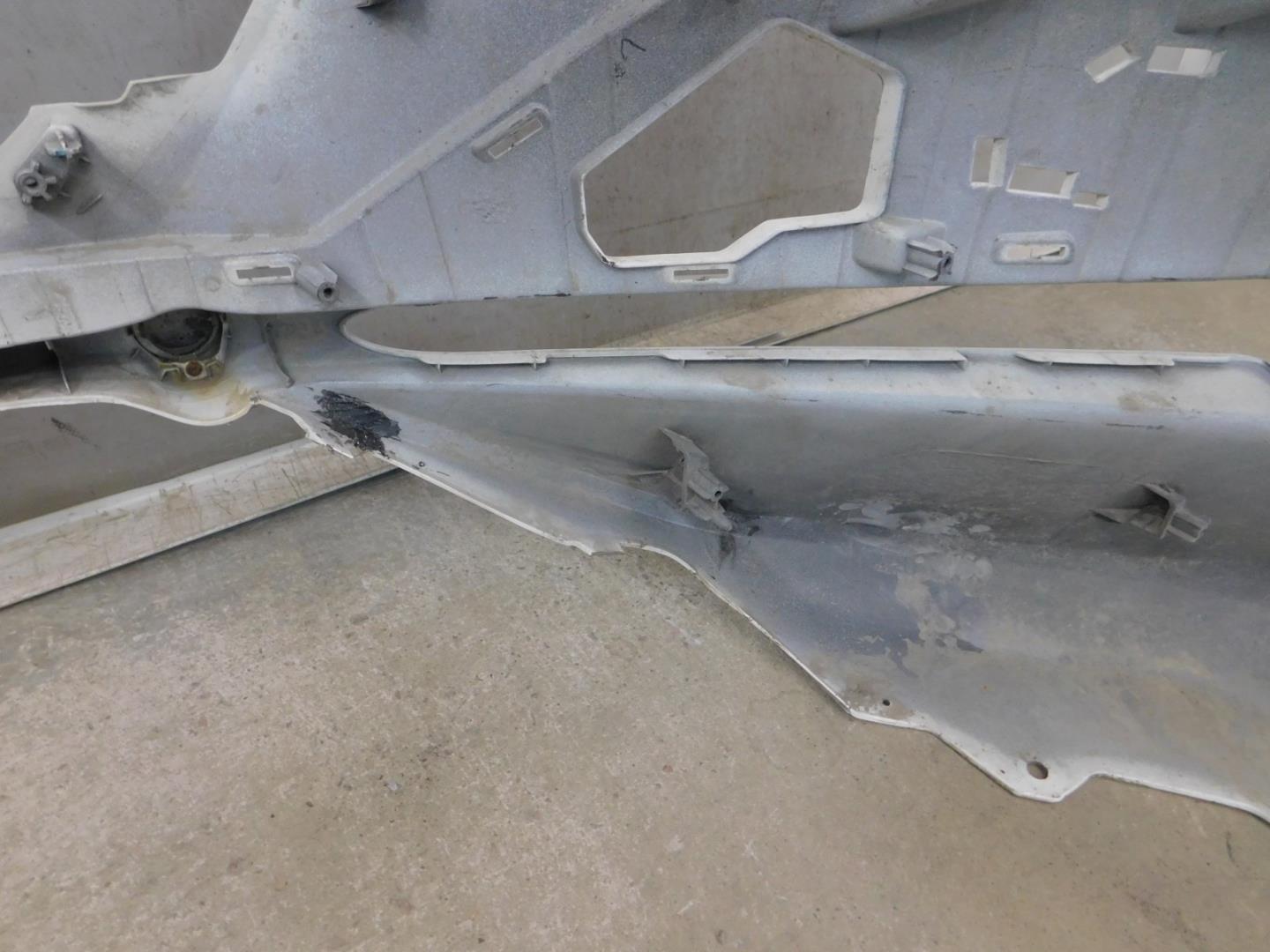 Бампер передний