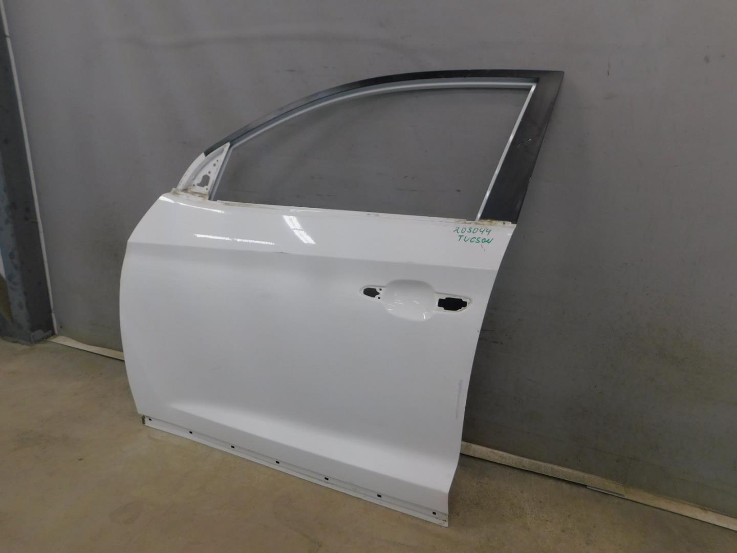 Дверь передняя левая