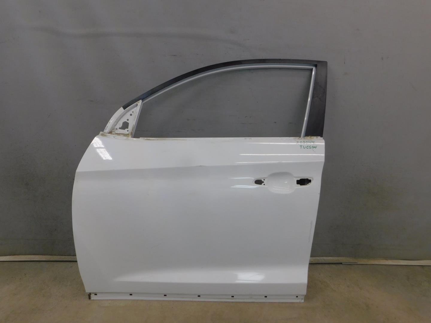 Дверь передняя левая