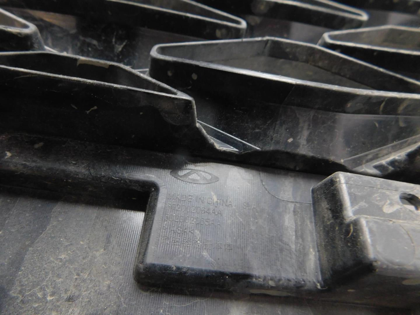 Решетка радиатора