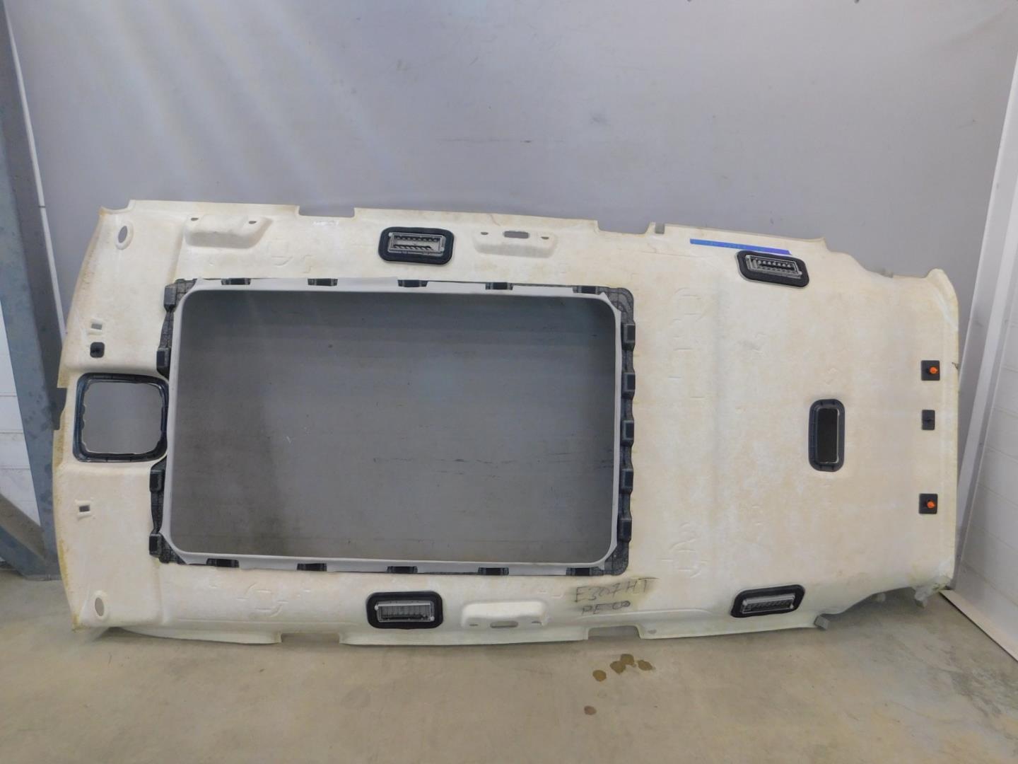 Обшивка потолка