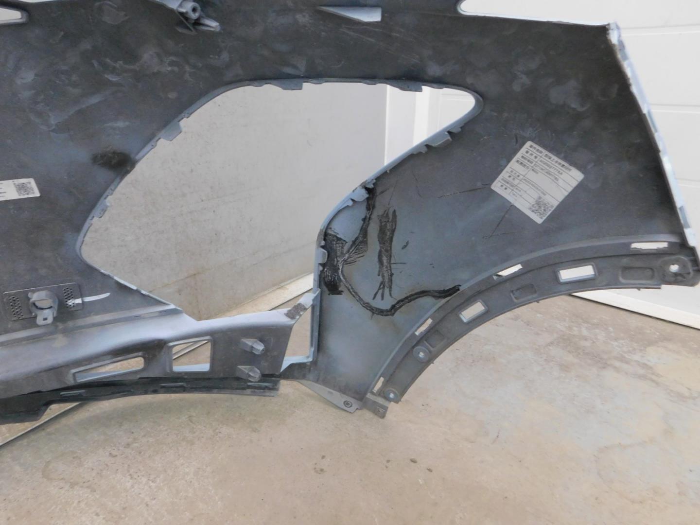 Бампер передний