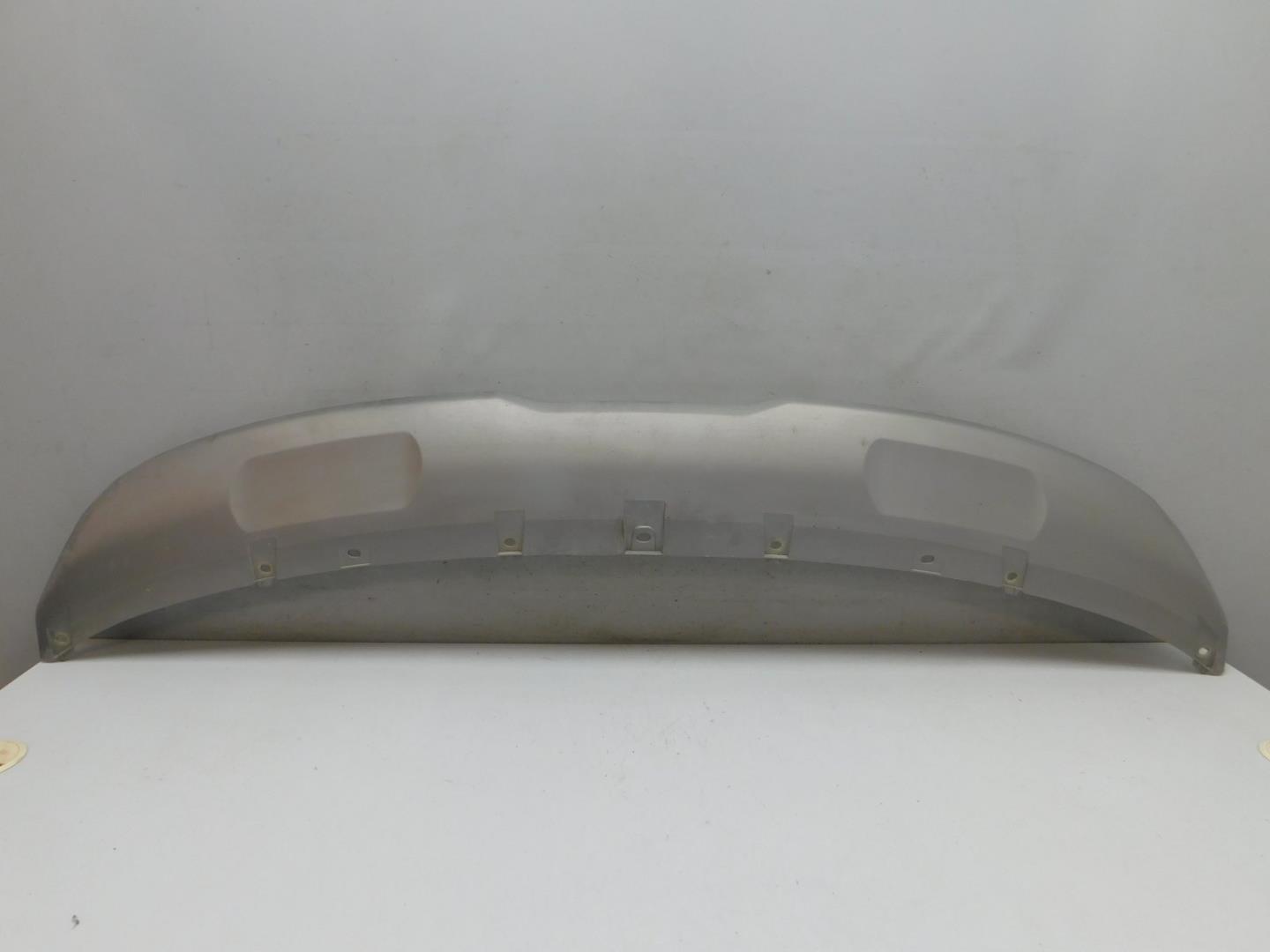 Накладка переднего бампера