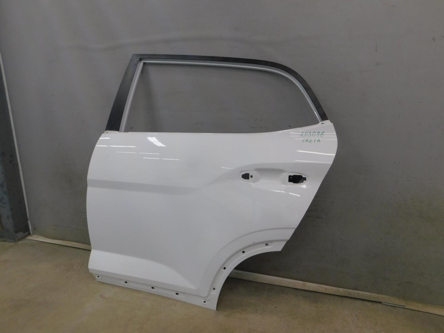 Дверь задняя левая