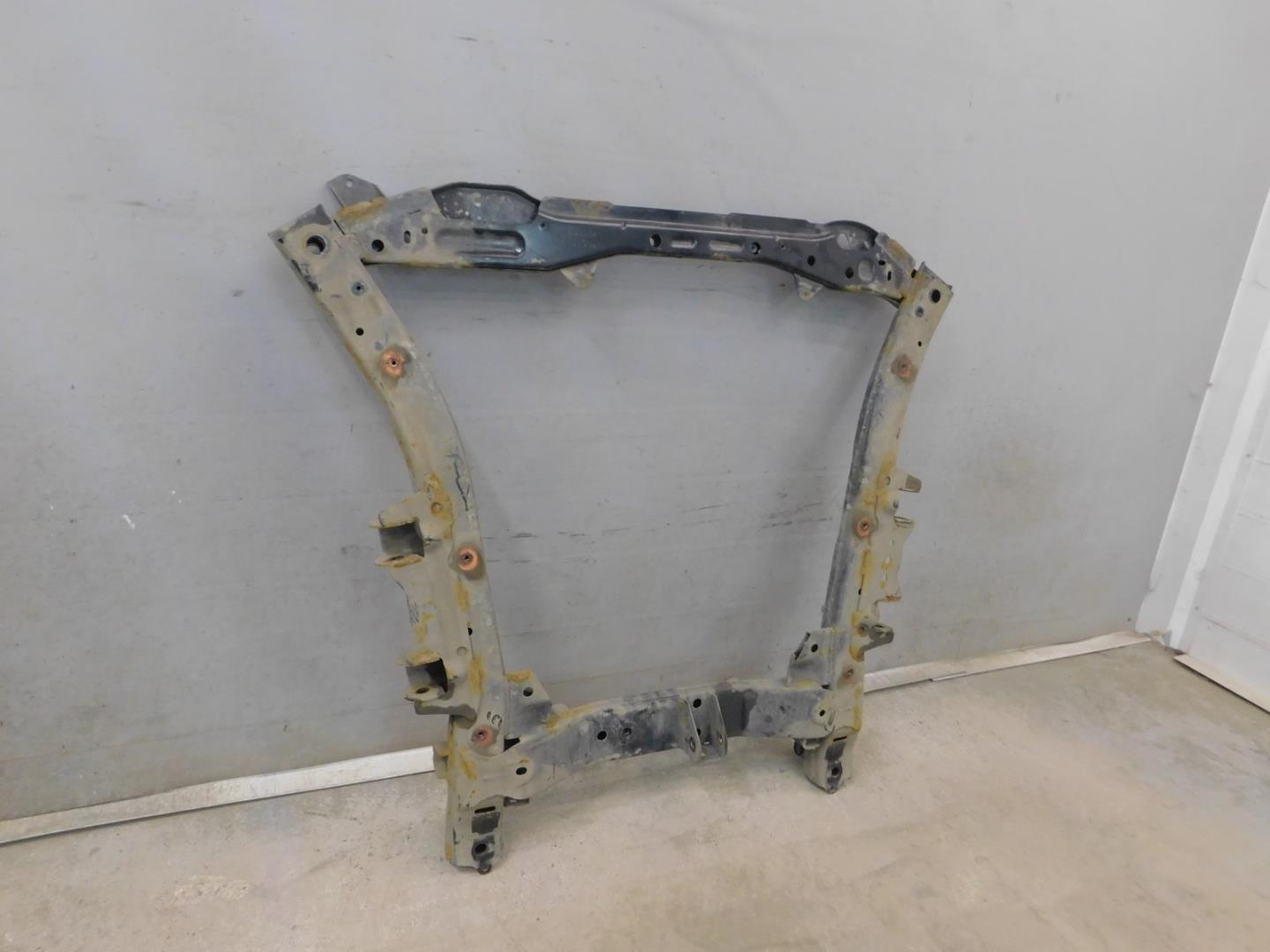 Балка подмоторная