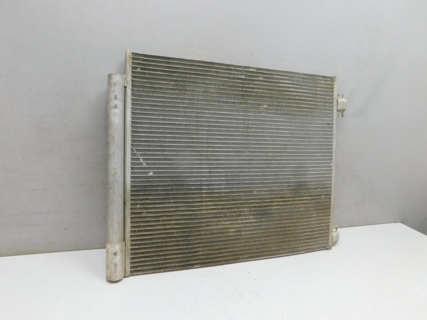 Радиатор кондиционера / конденсер