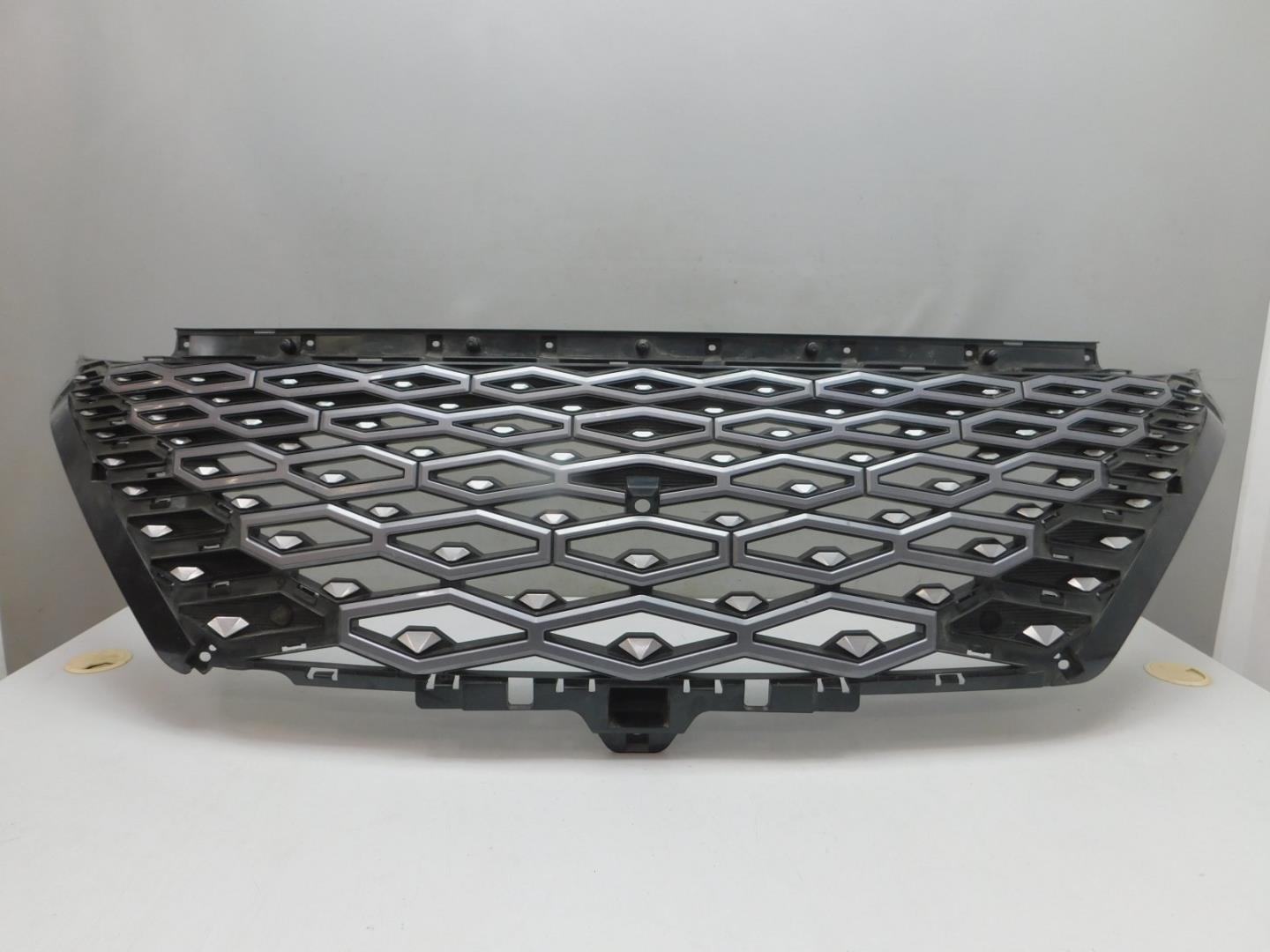 Решетка радиатора