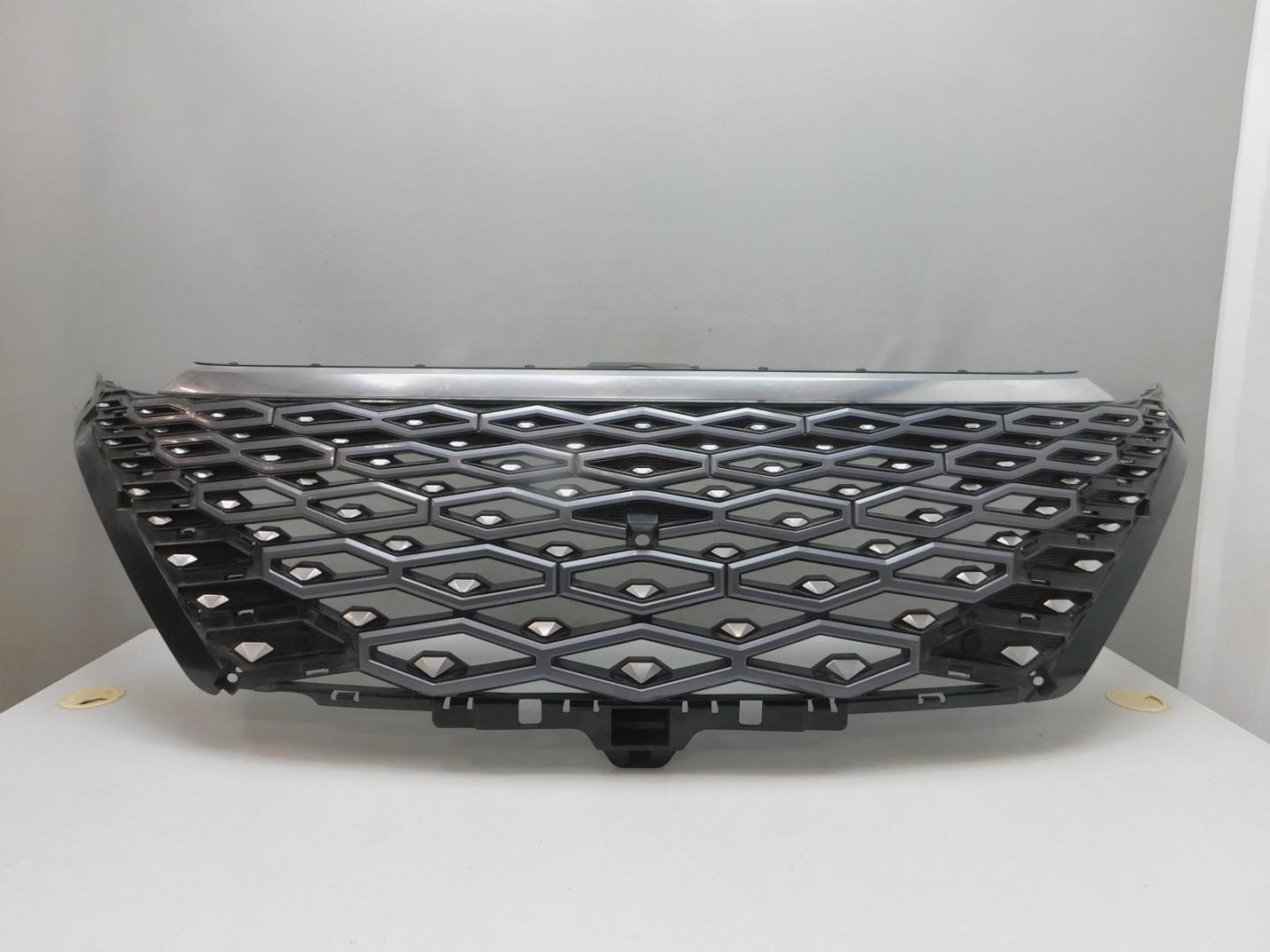 Решетка радиатора