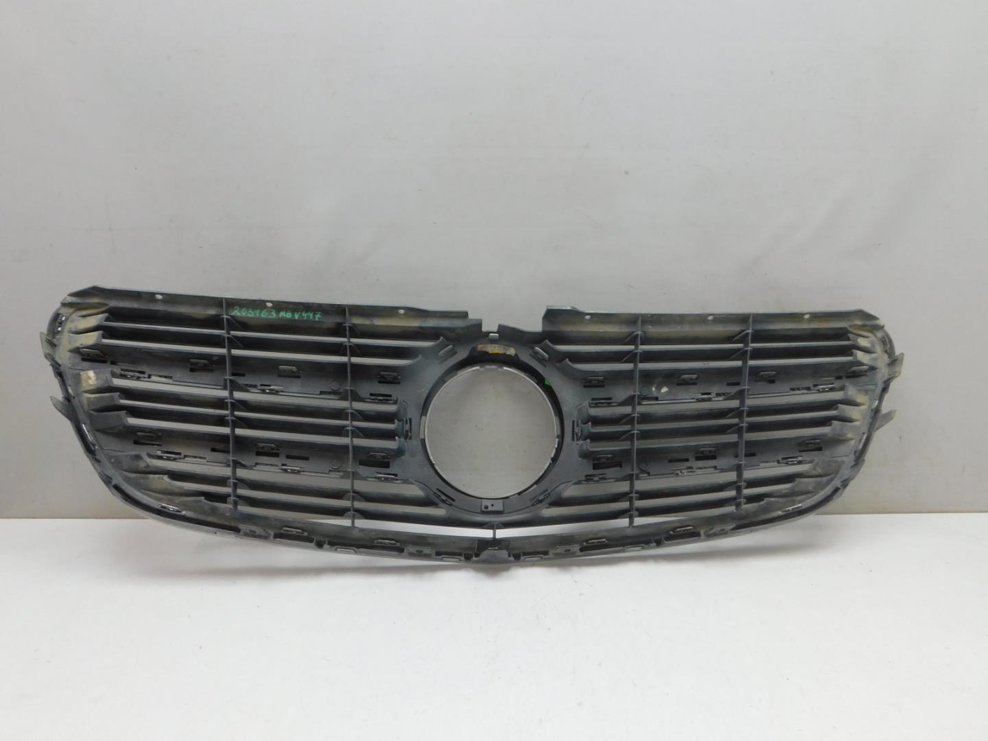 Решетка радиатора