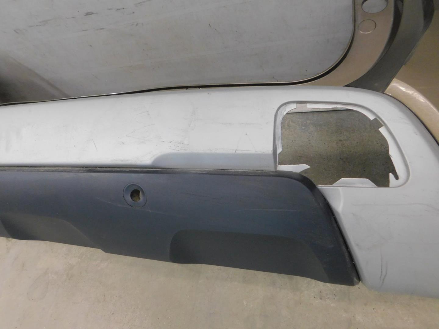 Бампер задний