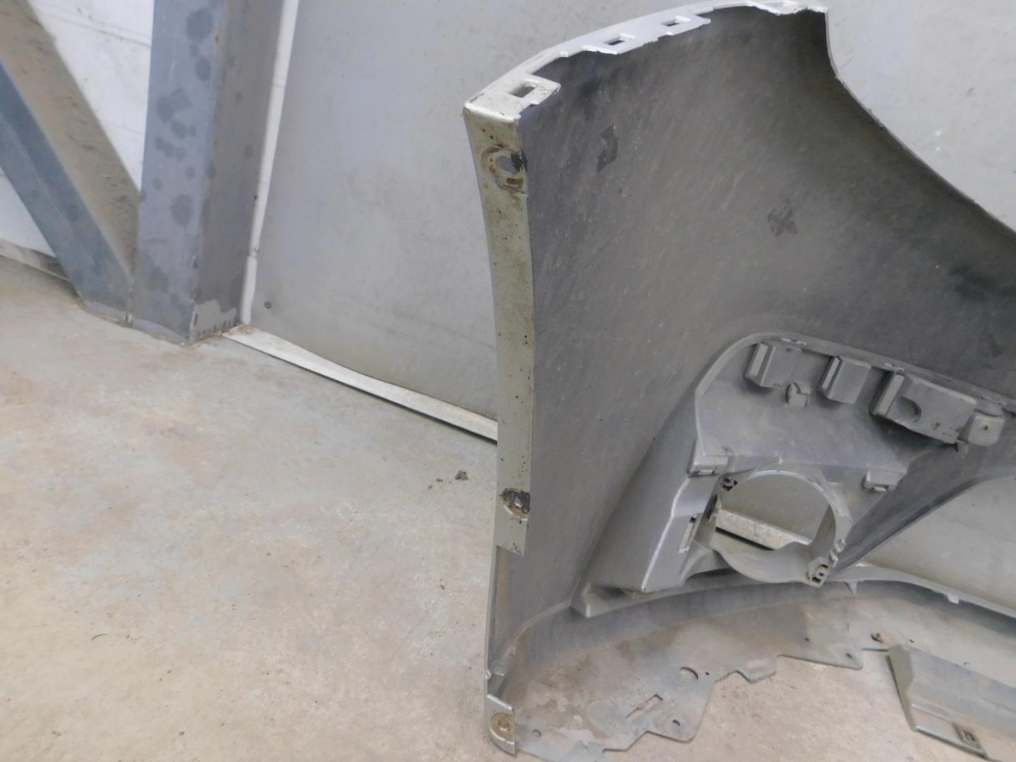 Бампер передний