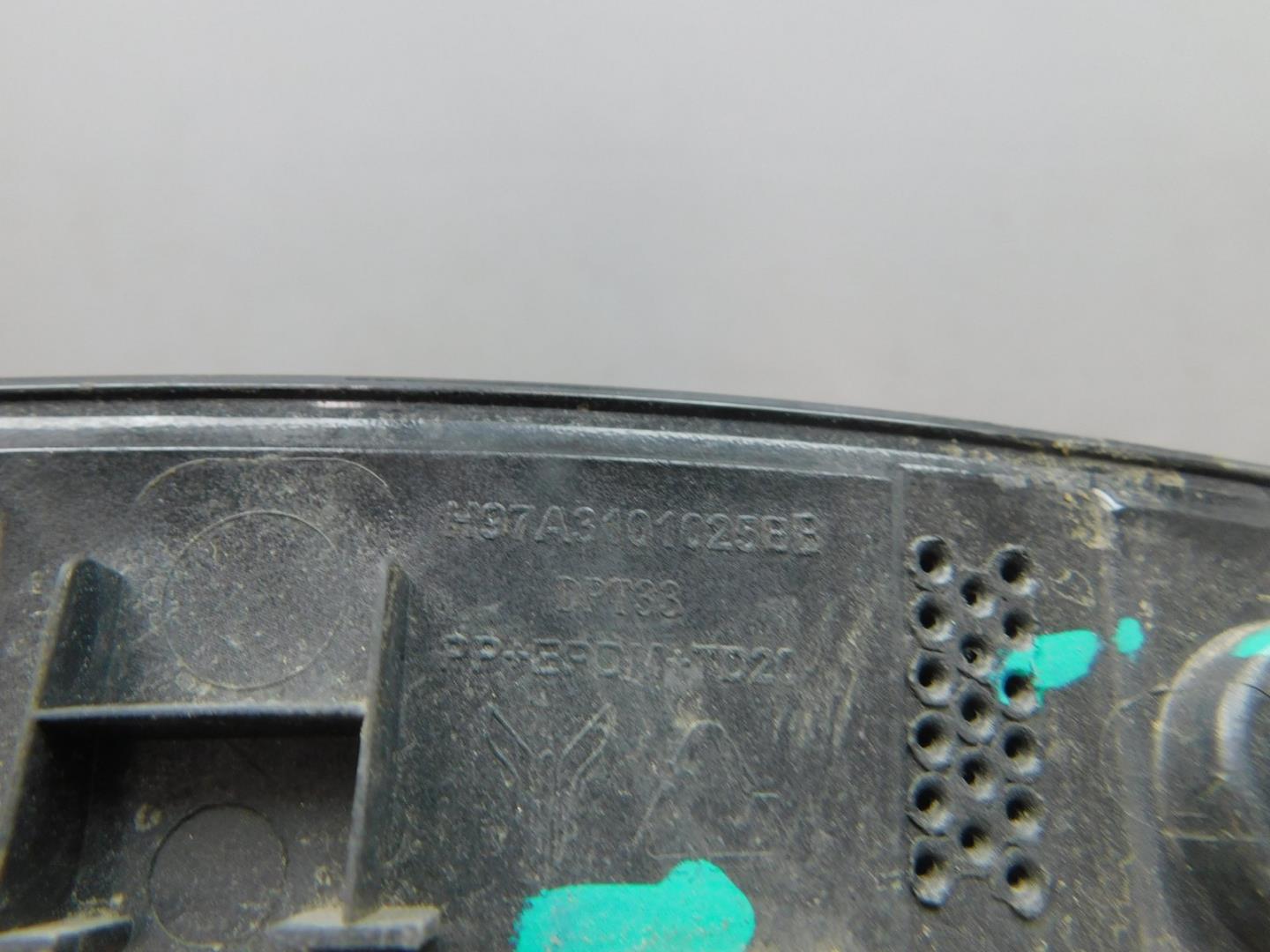 Накладка переднего крыла левого