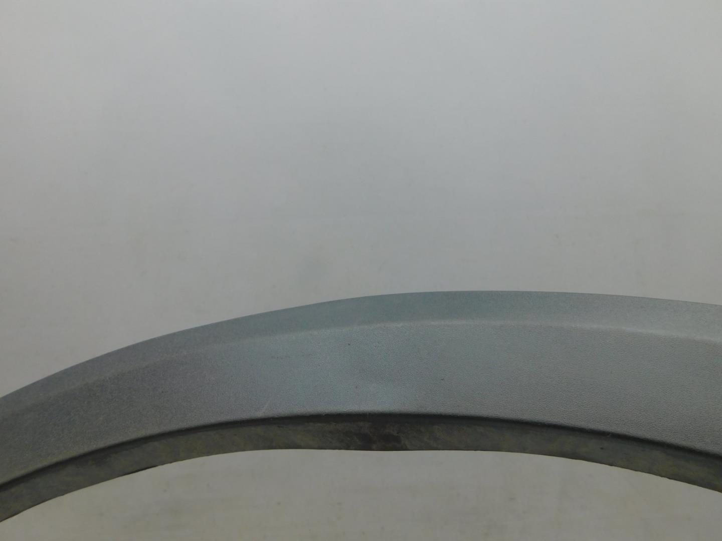 Накладка заднего крыла правого