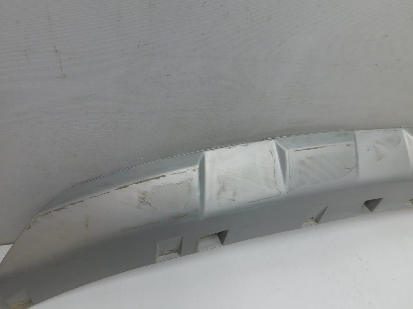 Накладка переднего бампера