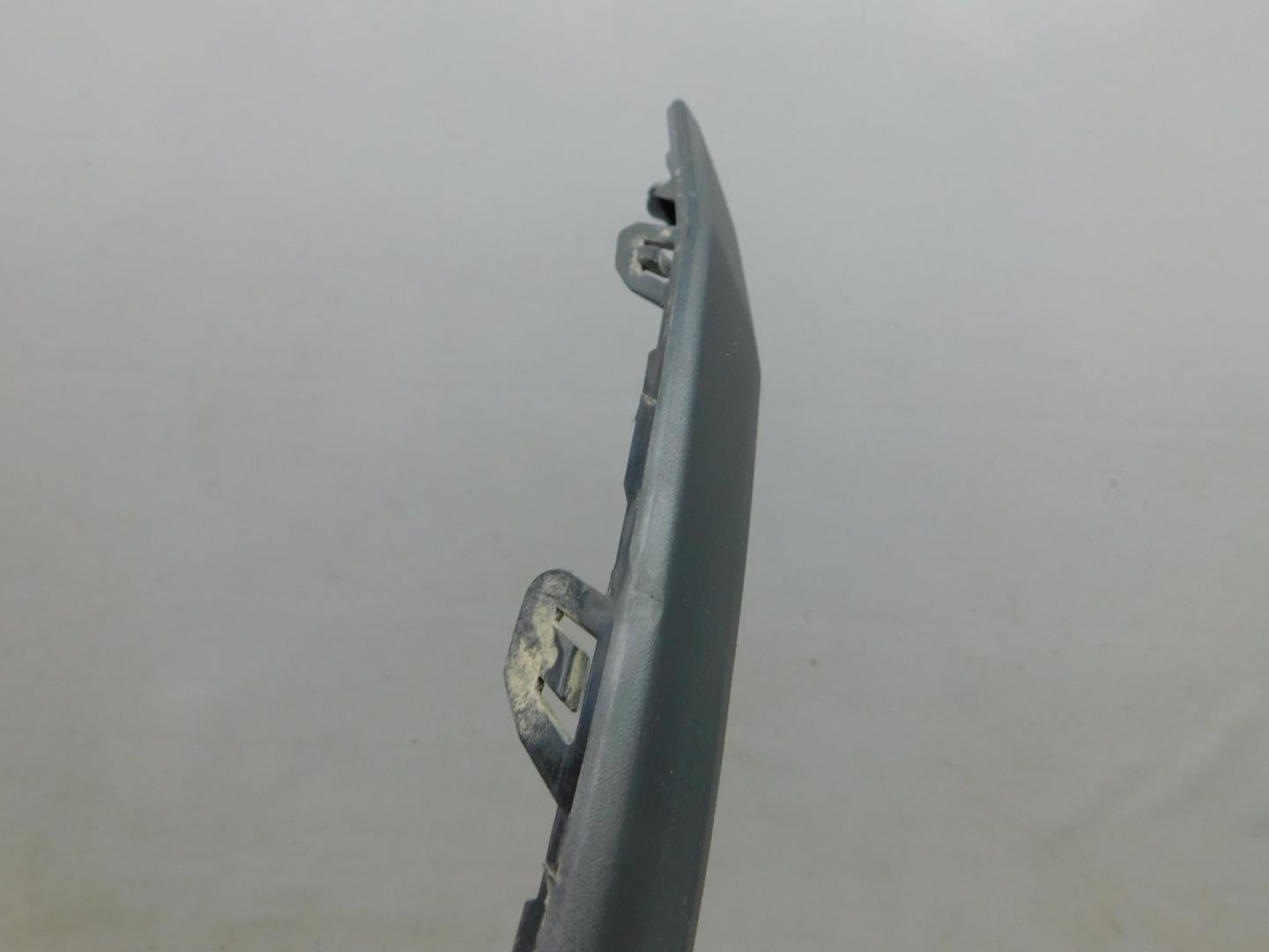 Накладка заднего бампера правая