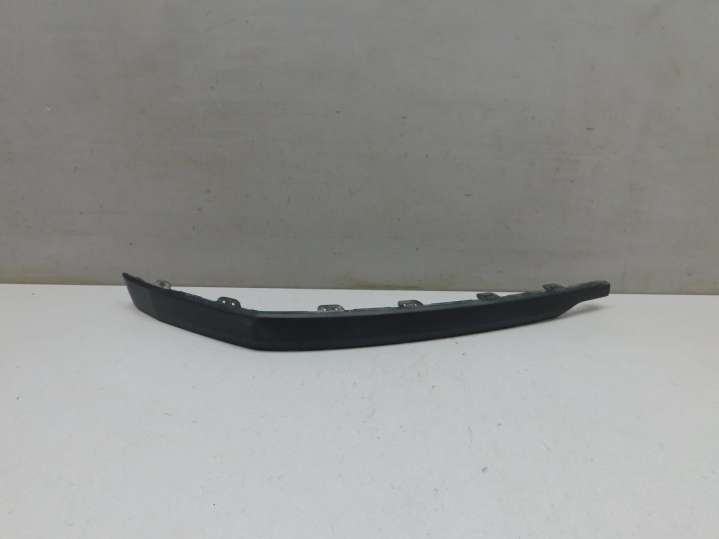 Накладка заднего бампера левая