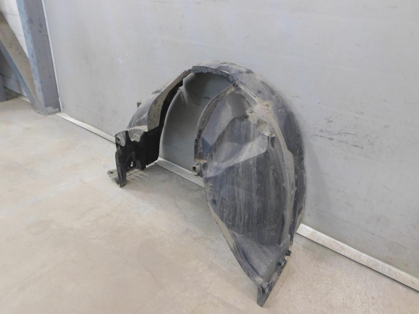 Локер передний правый