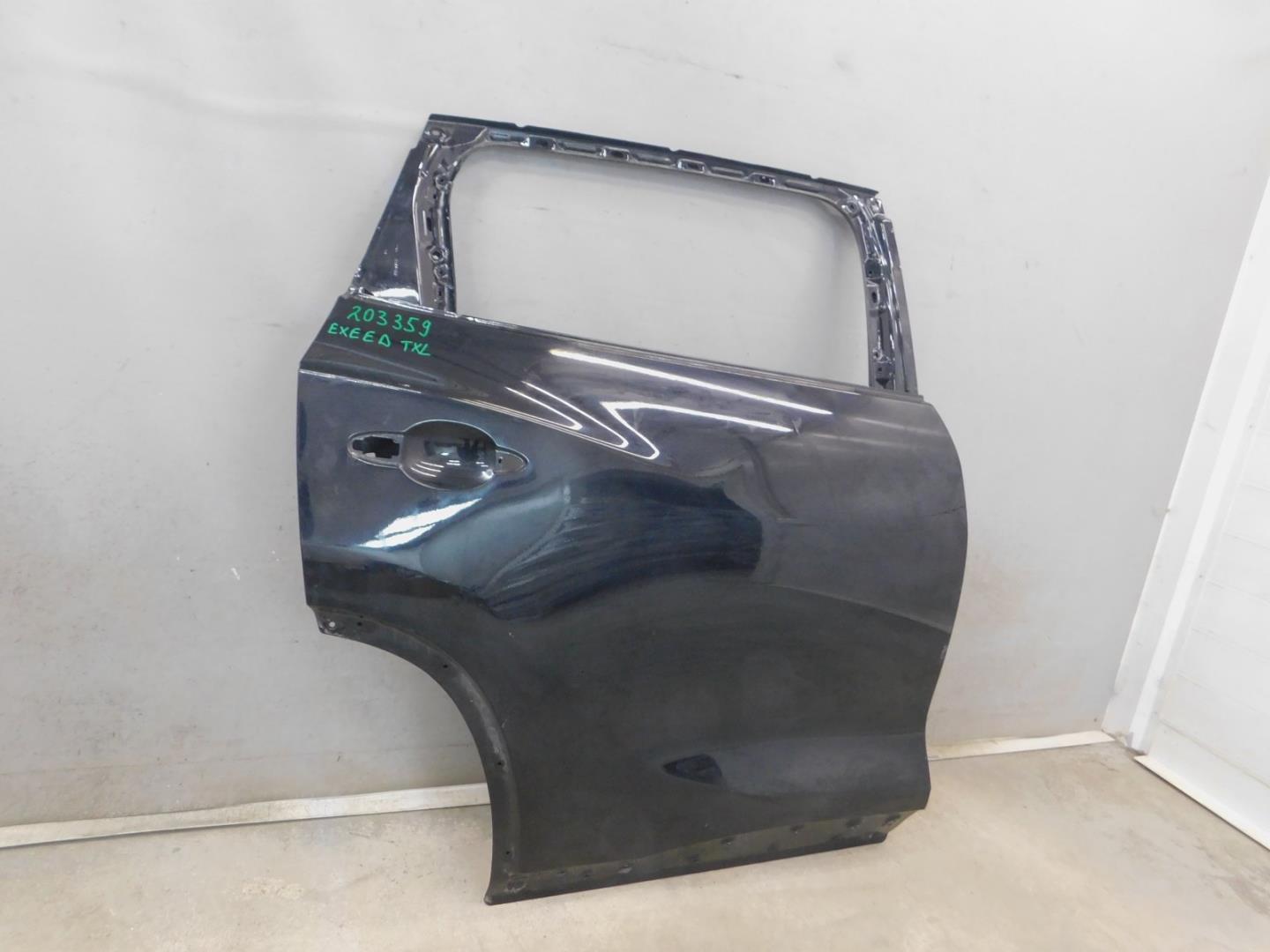 Дверь задняя правая