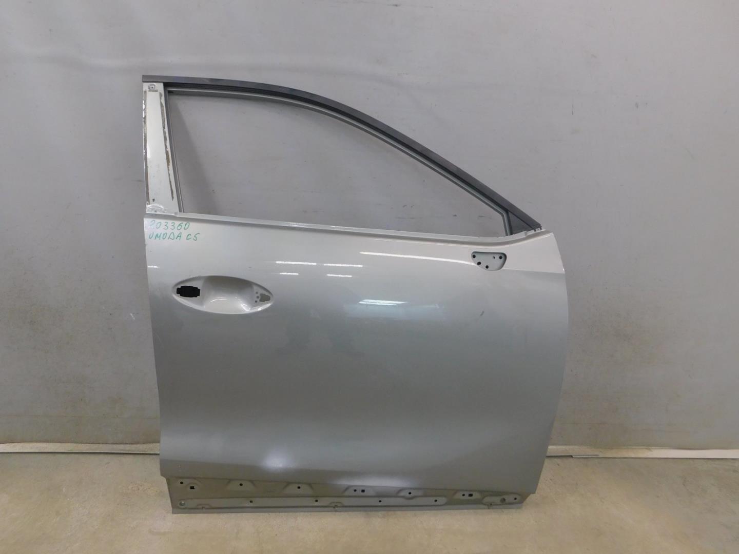 Дверь передняя правая